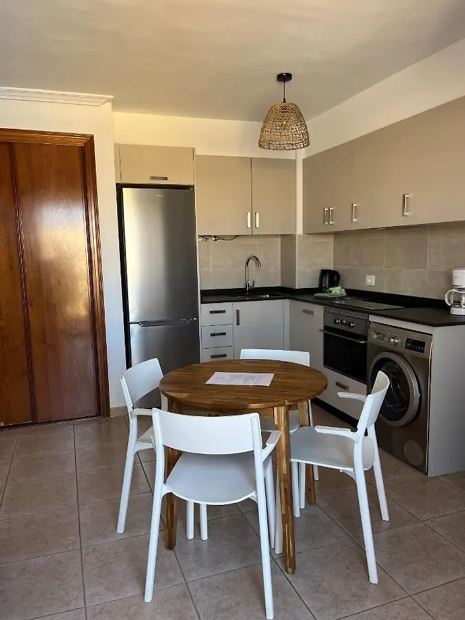 Casa Geranios 2 Apartment Arona